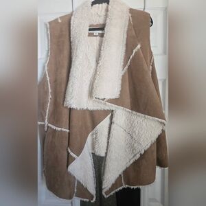 Ava & Viv Plus Size Faux Shearling Vest